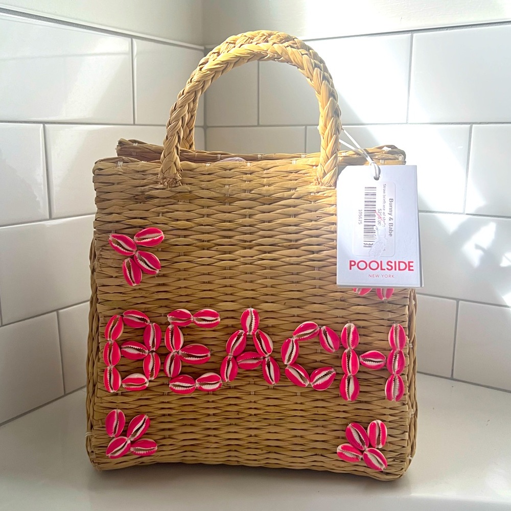 Poolside beach wicker bag
